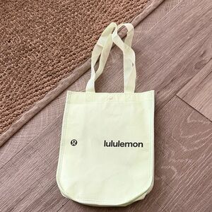 Lululemon Athletica Soft lime green Tote Bag